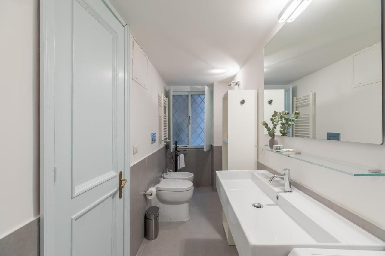 Iflat Pantheon Historic Two-Story Apartment Rome Exterior photo